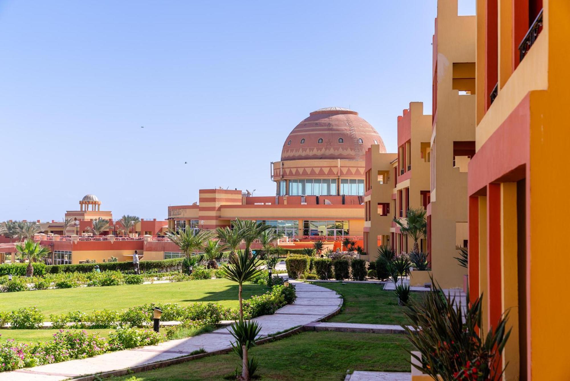 Malikia Resort Abu Dabbab Marsa Alam Esterno foto