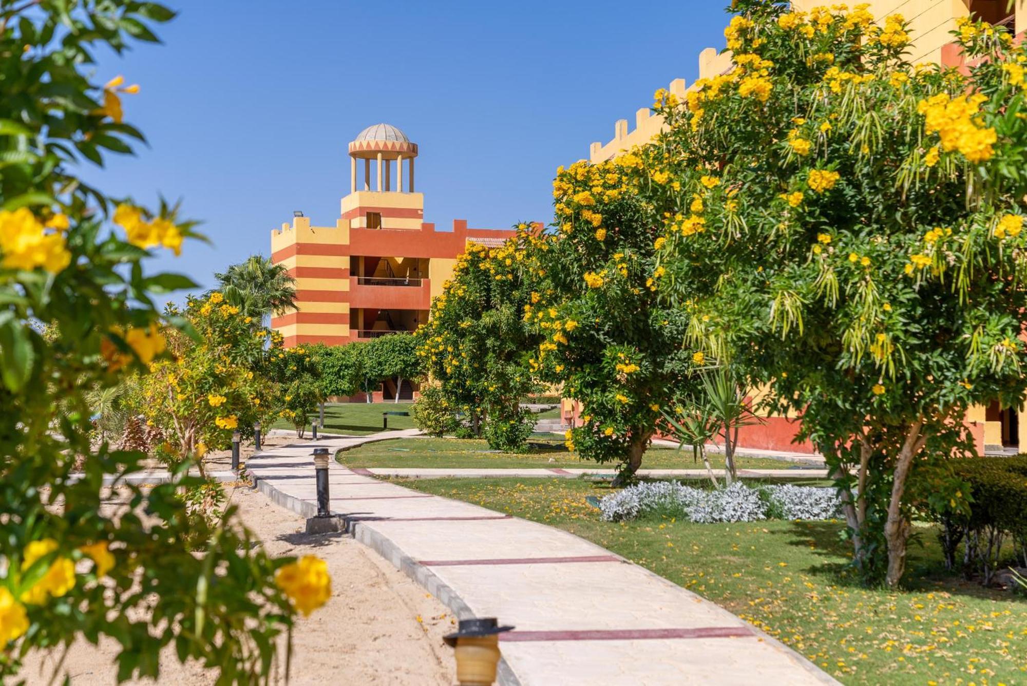 Malikia Resort Abu Dabbab Marsa Alam Esterno foto